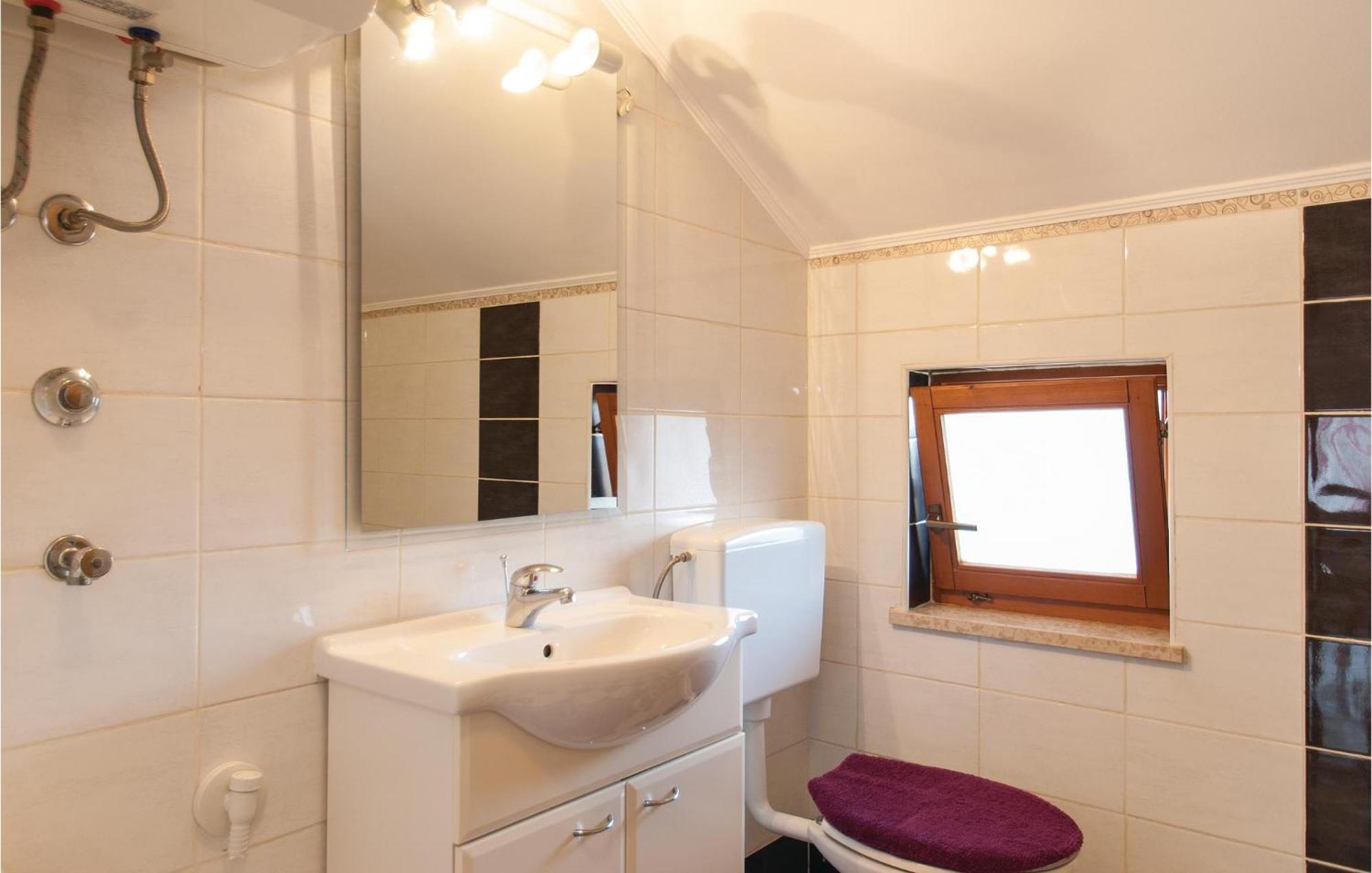 Lovely Apartment In Rovinj With Kitchen 외부 사진