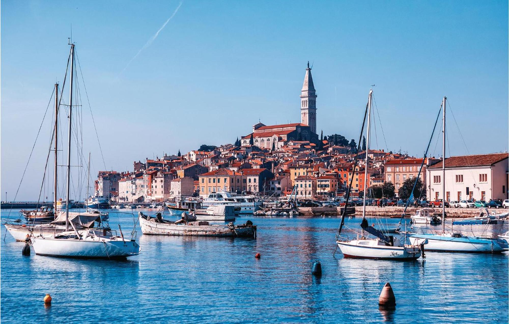 Lovely Apartment In Rovinj With Kitchen 외부 사진