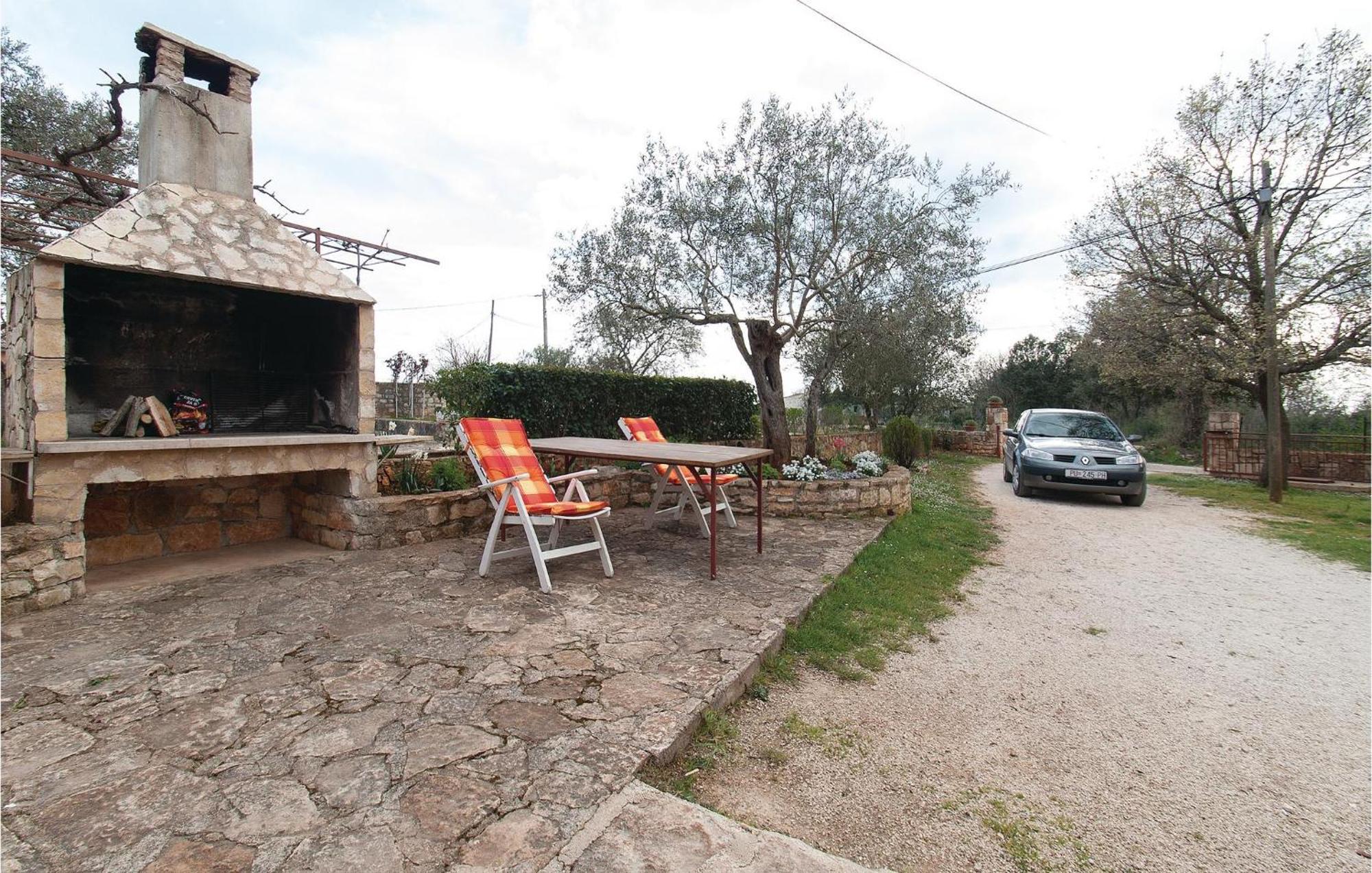 Lovely Apartment In Rovinj With Kitchen 외부 사진